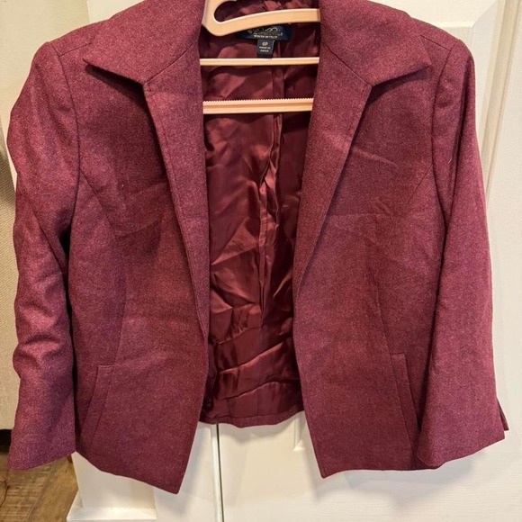 Brooks Brothers Jackets & Blazers - Brooks Brothers open blazer in cranberry color size 6 petite